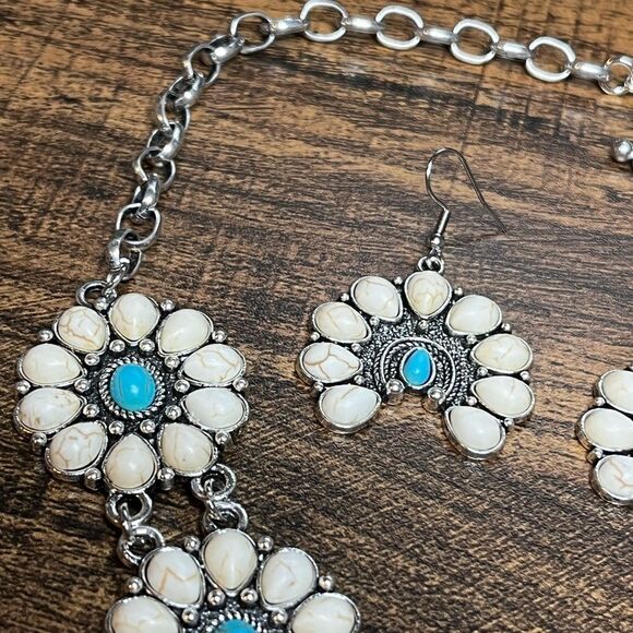 3pcs/set Vintage Style Fake Turquoise Necklace & Drop Earrings set - Picture 7 of 12